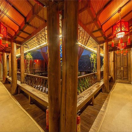 Lijiang Emerald Bay Inn Exterior photo