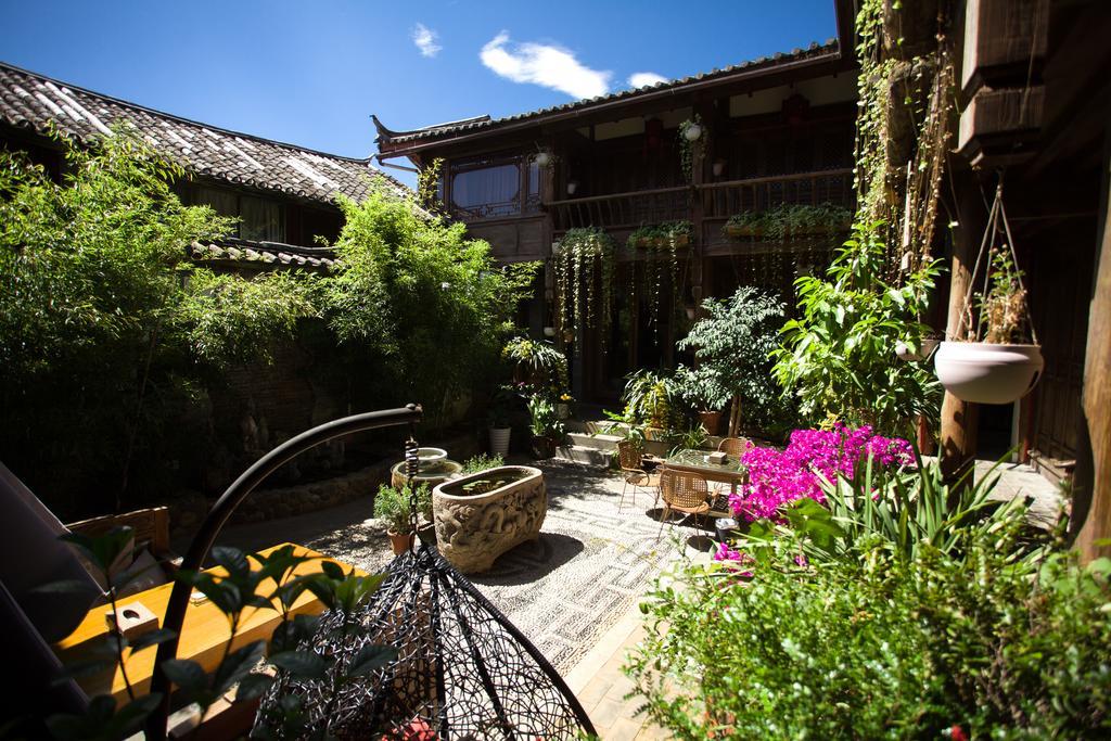 Lijiang Emerald Bay Inn Exterior photo