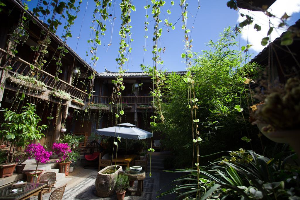 Lijiang Emerald Bay Inn Exterior photo