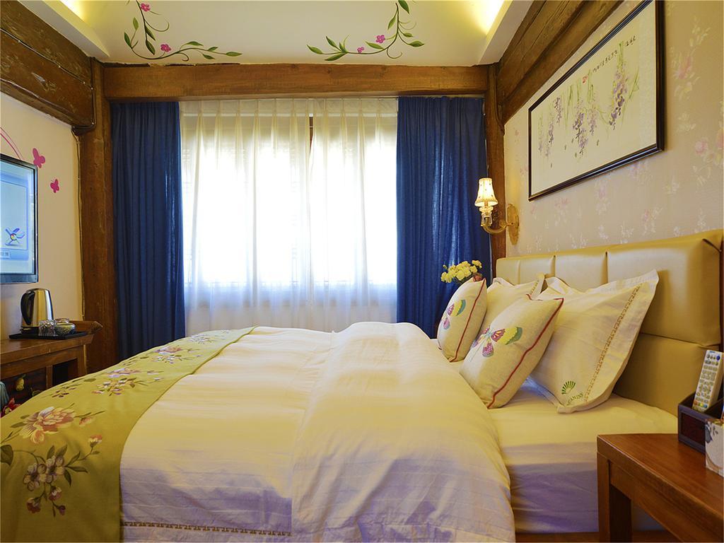 Lijiang Emerald Bay Inn Exterior photo